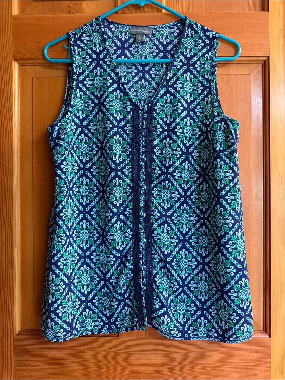 Market & Spruce Navy and Teal Sleeveless Printed Camisole